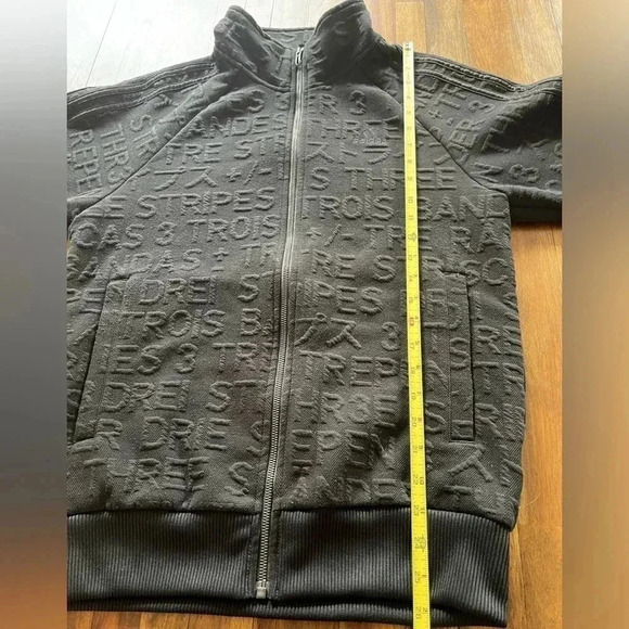Adidas embossed 3 stripes zip up sweater - Picture 7 of 10